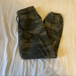 SOLD-Wild Fable Camo Joggers